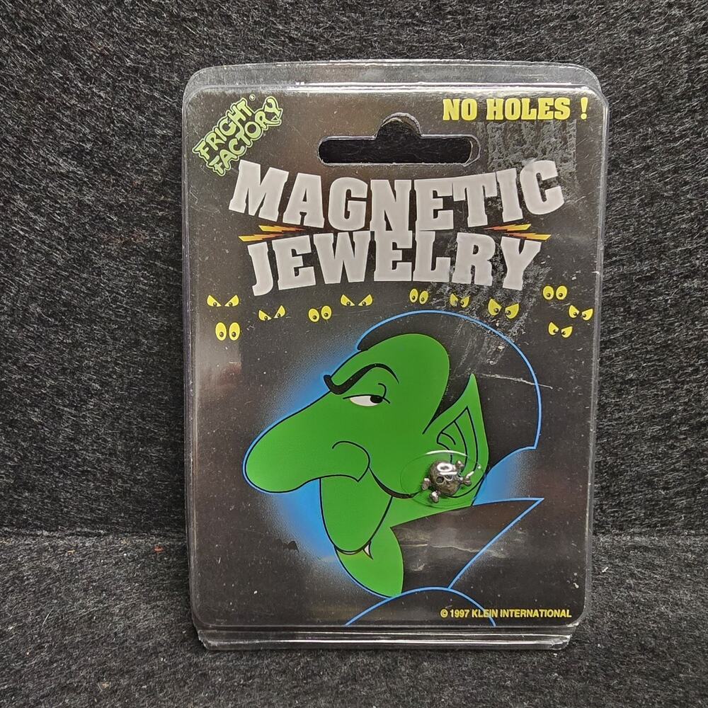 Vintage Halloween Magnetic Earring - Skull 1997 Klein Intl.